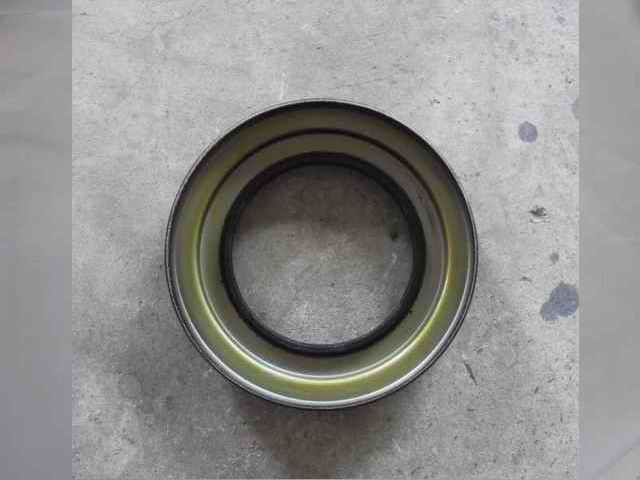 Active bevel gear oil seal; inner lip φ90; used 2402-02274 generations-1