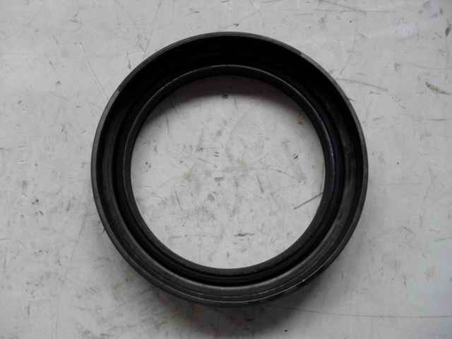 Hub oil seal; can be used for generations of 9304-14396
