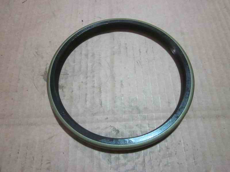 Oil seal inside the hub; inner diameter 154; outer diameter 175; thickness 13-1