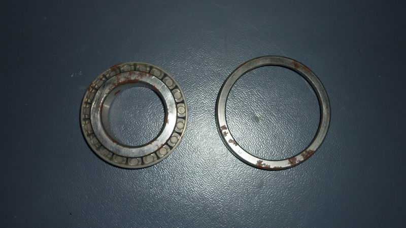 Rear wheel bearings-1