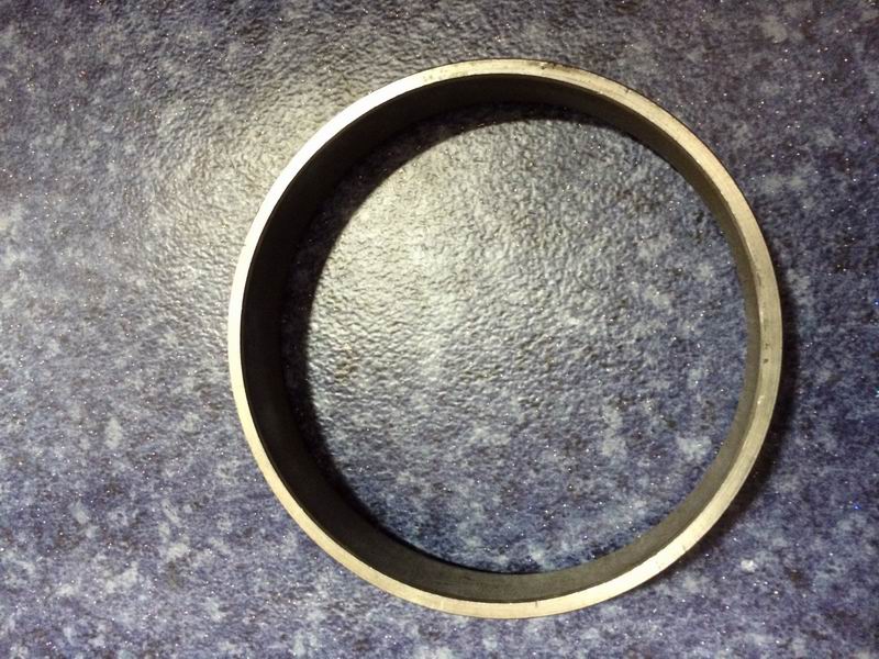 Сальник сиденья-задней ступицы