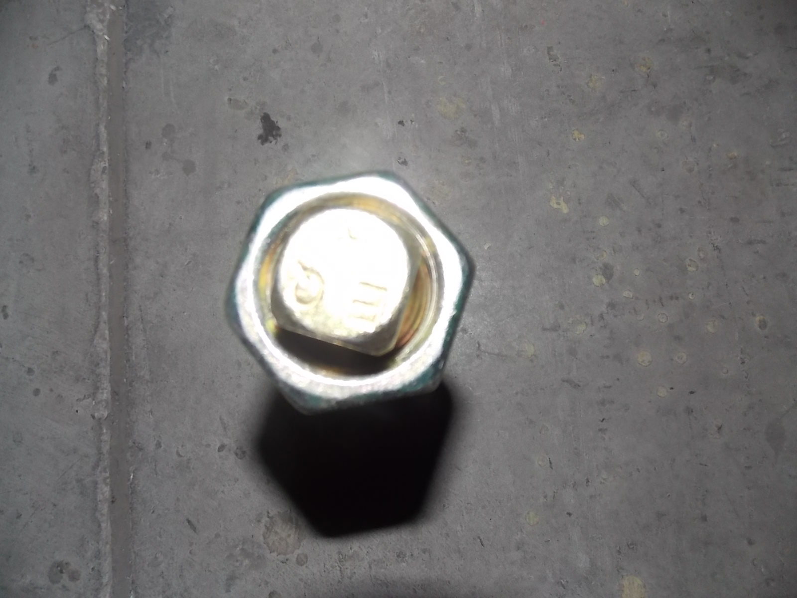 Wheel bolts and nut assembly-right; consume inventory-1