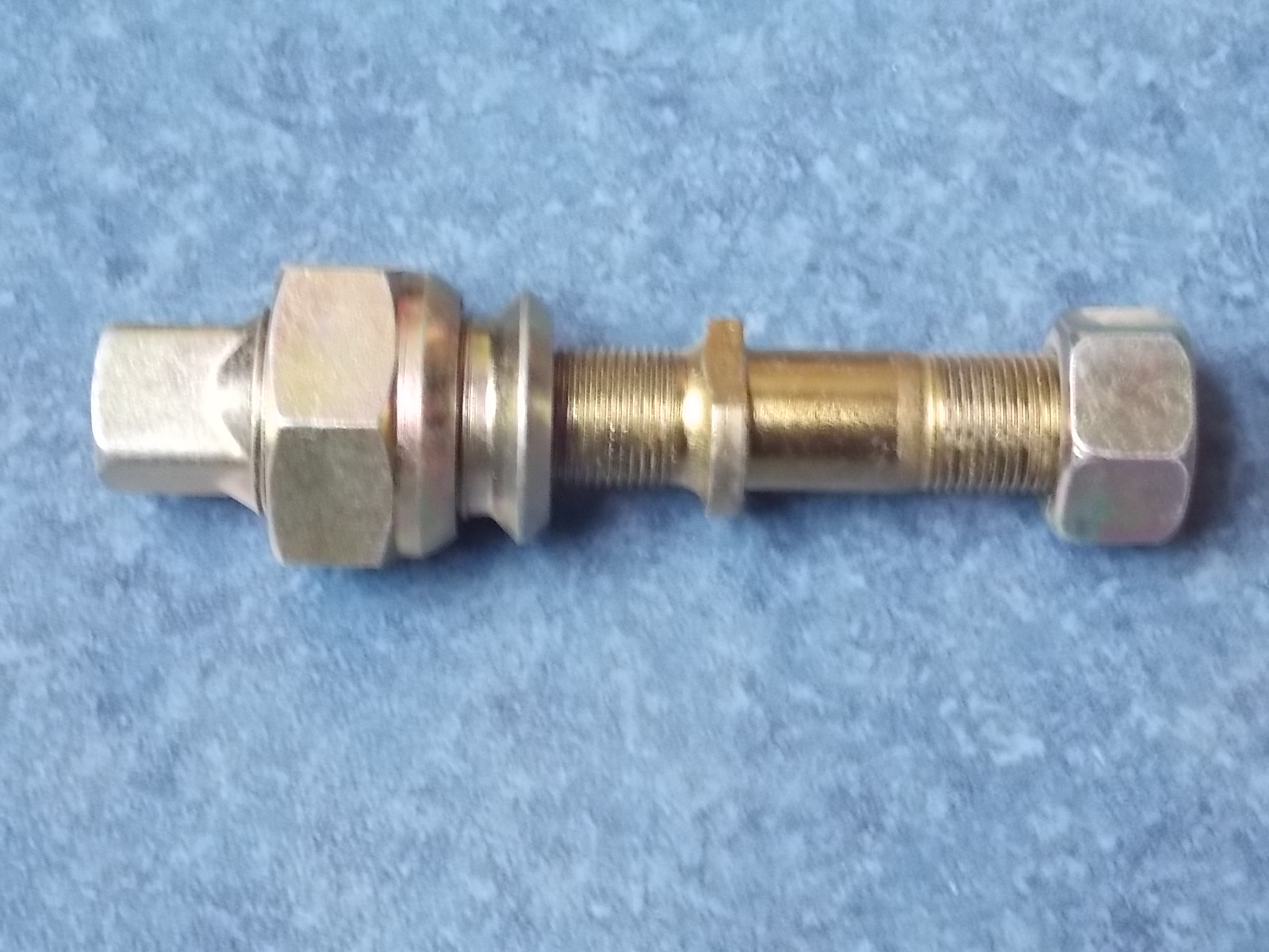 Left rear wheel bolt nut