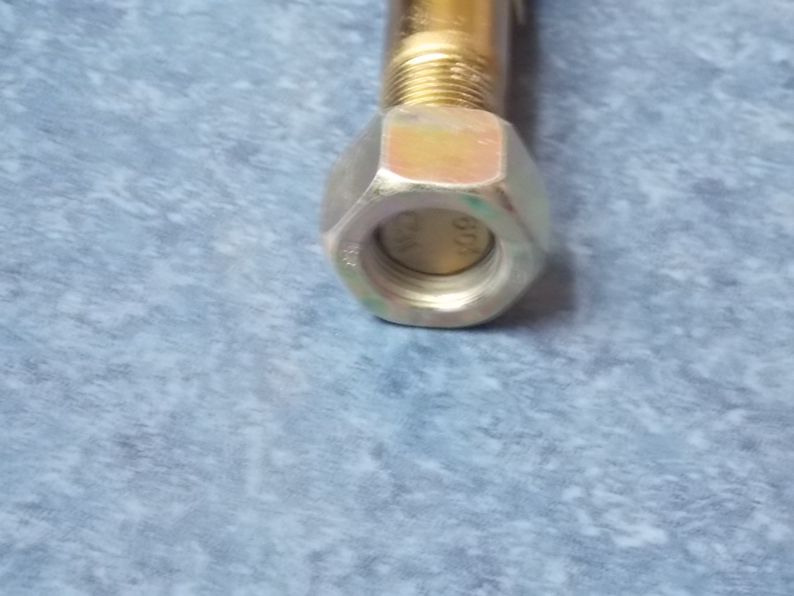 Left rear wheel bolt nut-2