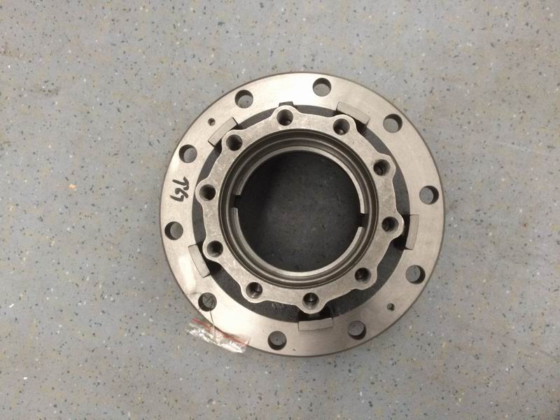 Ступица колеса Зд, Φ 335 , Ф 280 .8-3