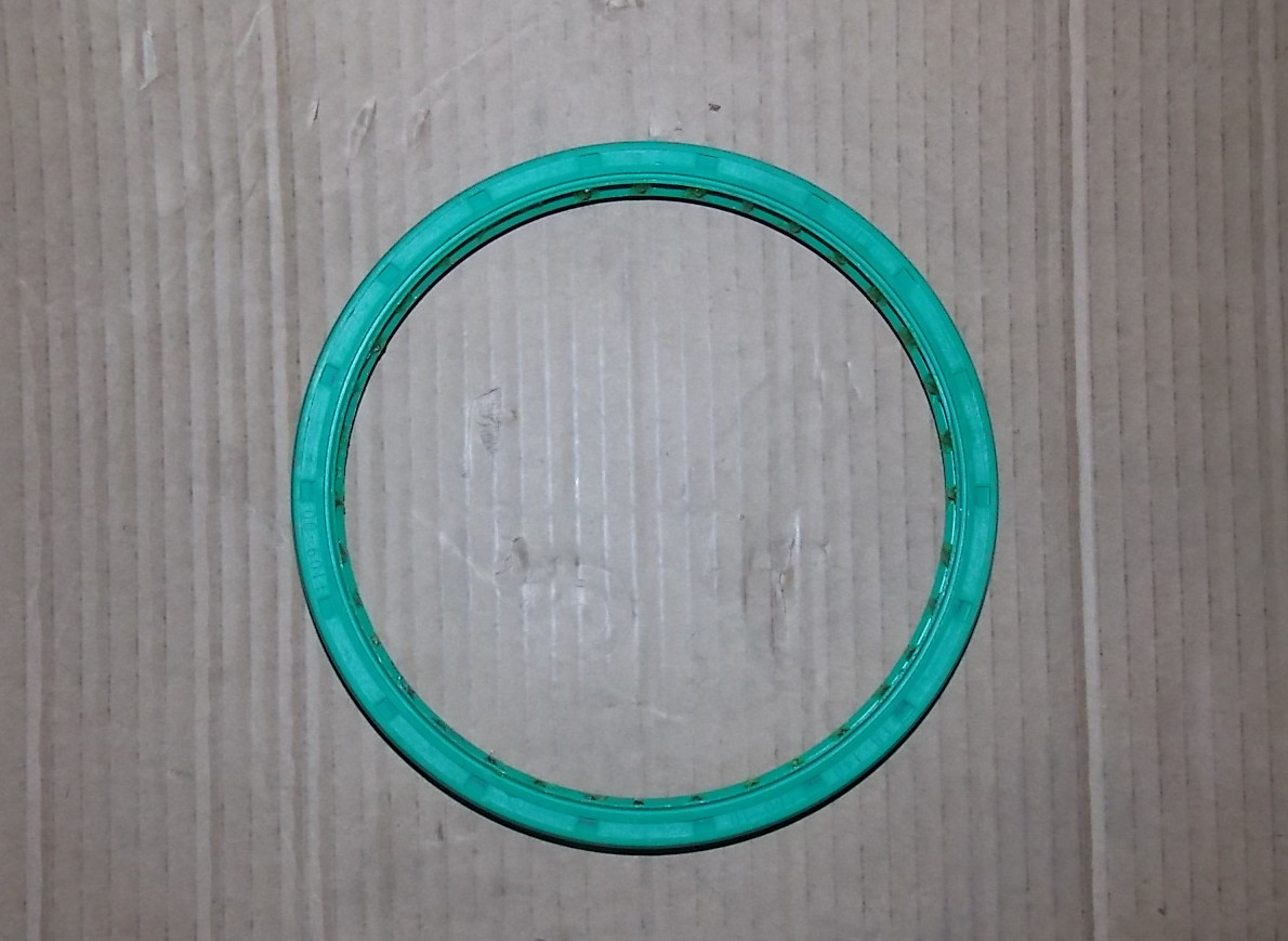 External oil seal of wheel hub (Φ160*Φ140*10)