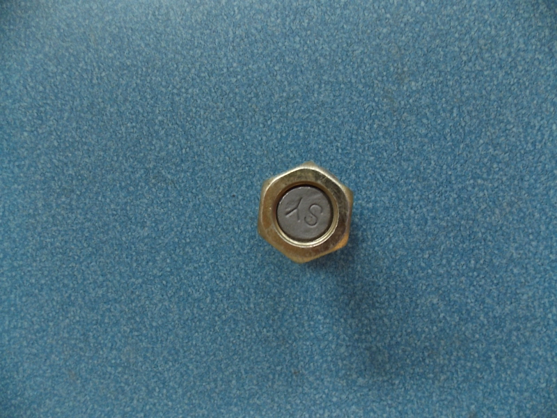 Гайка болта крепления колеса заднего моста-2