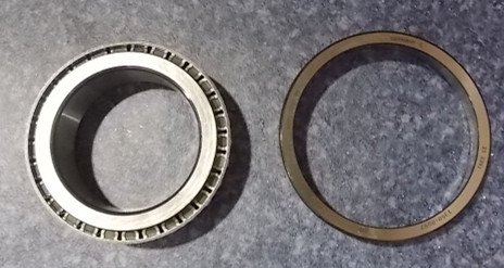 Hub inner bearing