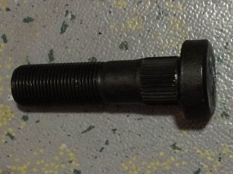Wheel bolts, M18*1.5*72, 10.9, knurled
