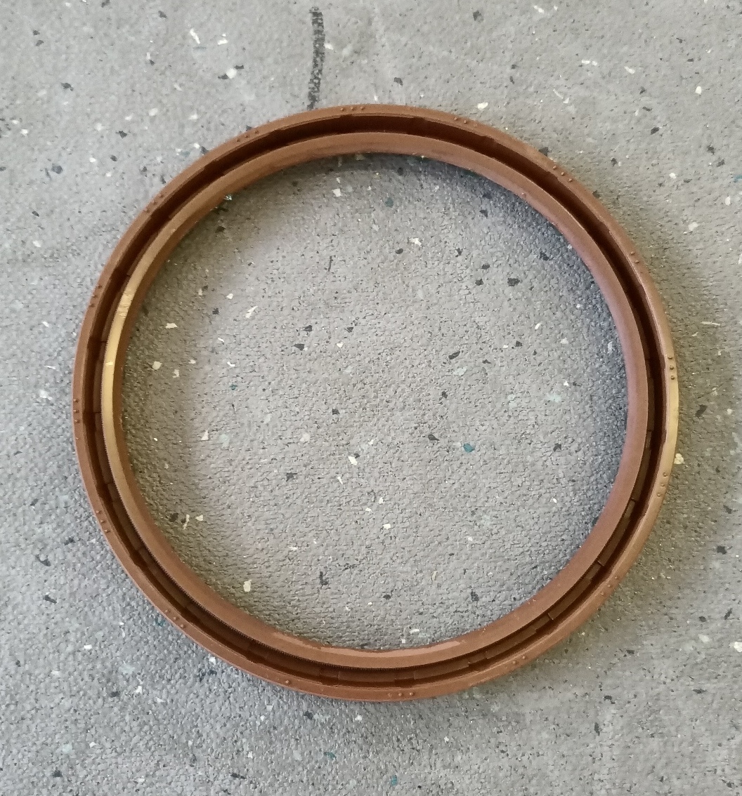 Oil seal in the hub (φ116*φ134*10)