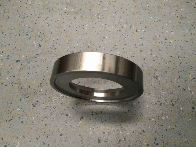 Гнездо заднего сальника (9. 5T , ж 150 * 28 )-1