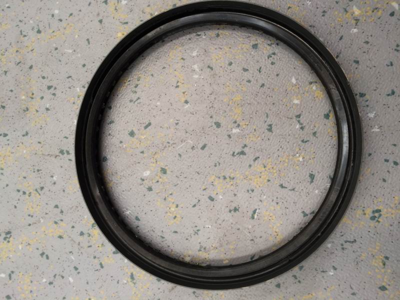 Hub oil seal; inner diameter 155; outer diameter 180; thickness 13