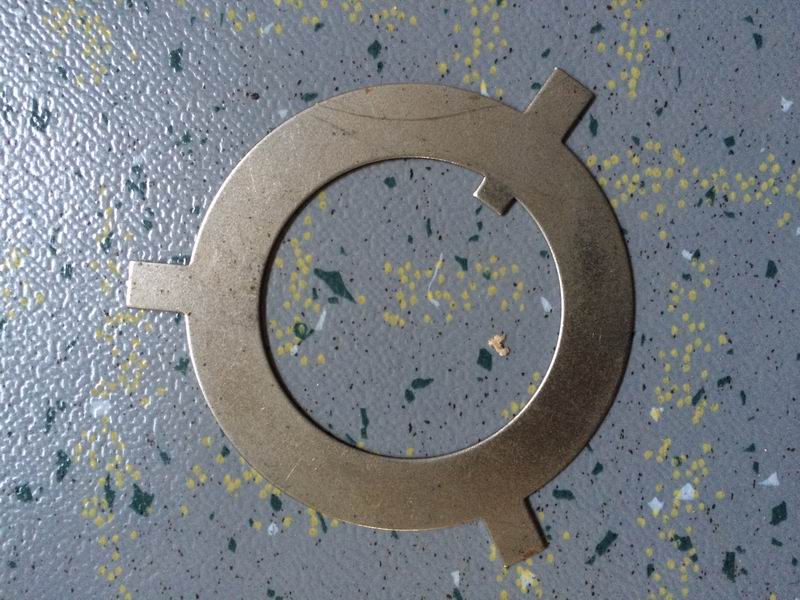 Стопорная пластина головки вала