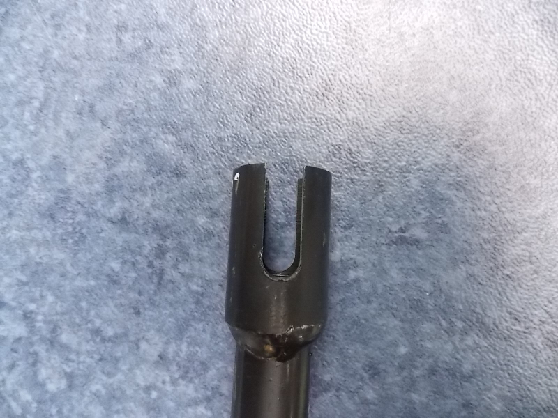 Spare tire lifter transmission rod, 485-2