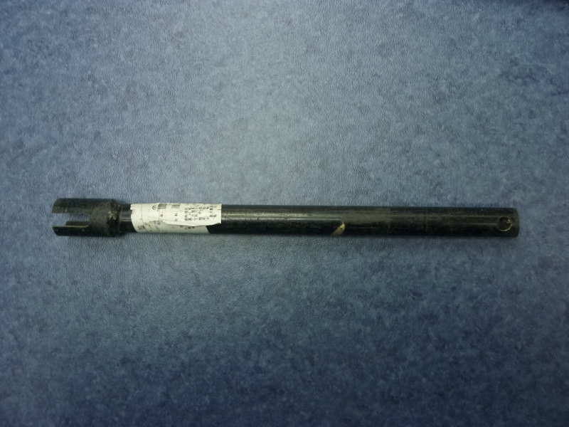 D Spare tire lifter transmission rod assembly