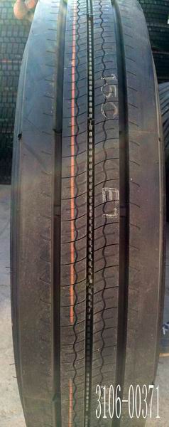 Tires, 9R22.5+14PR+L+R286-1