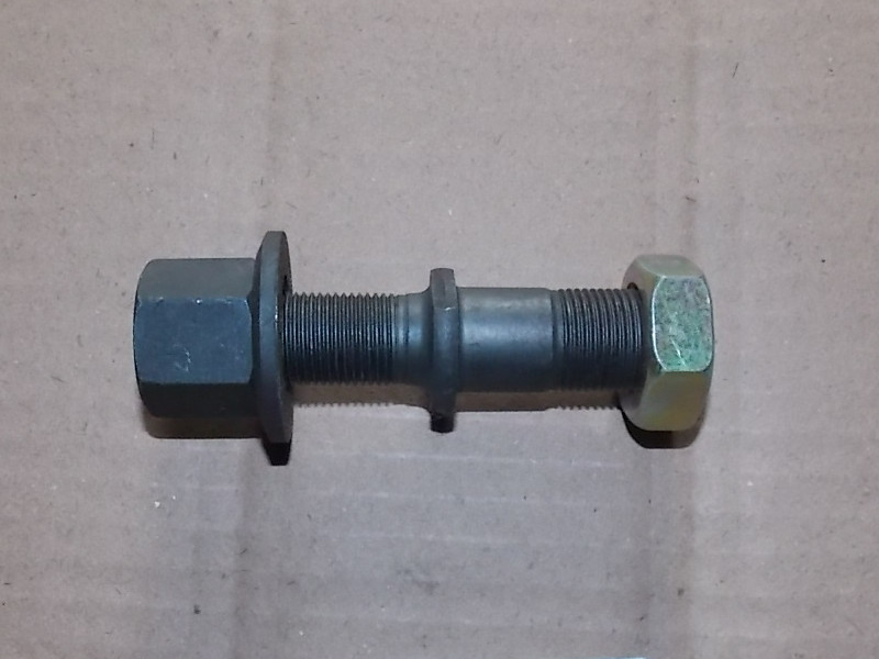 Front wheel bolt with nuts-left