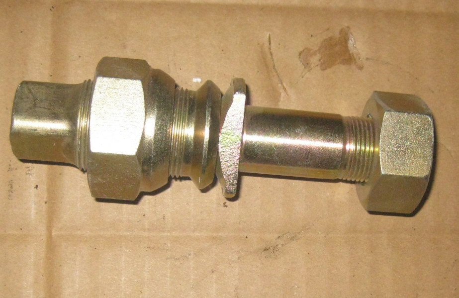 Rear wheel bolt with nuts-left