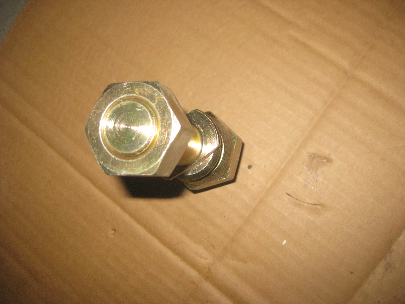 Rear wheel bolt with nuts-left-1