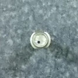 Left wheel bolt-2
