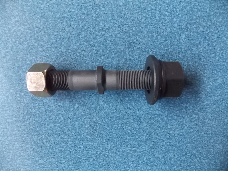 Wheel bolts and nut assembly; contains 3 pieces, the bolt length is 118mm