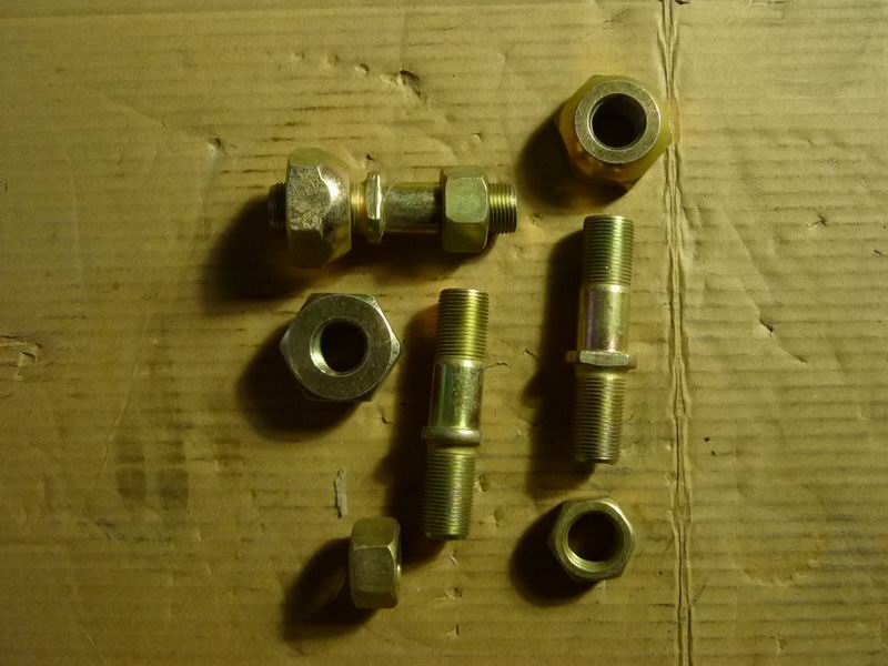 Колесные болты и гайки в сборе-правые; потреблять инвентарь