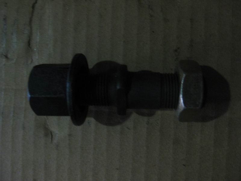 Front wheel bolt nut