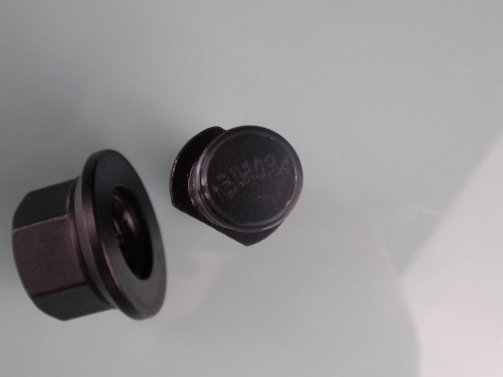 Wheel bolt nut assembly; contains 2 pieces-1