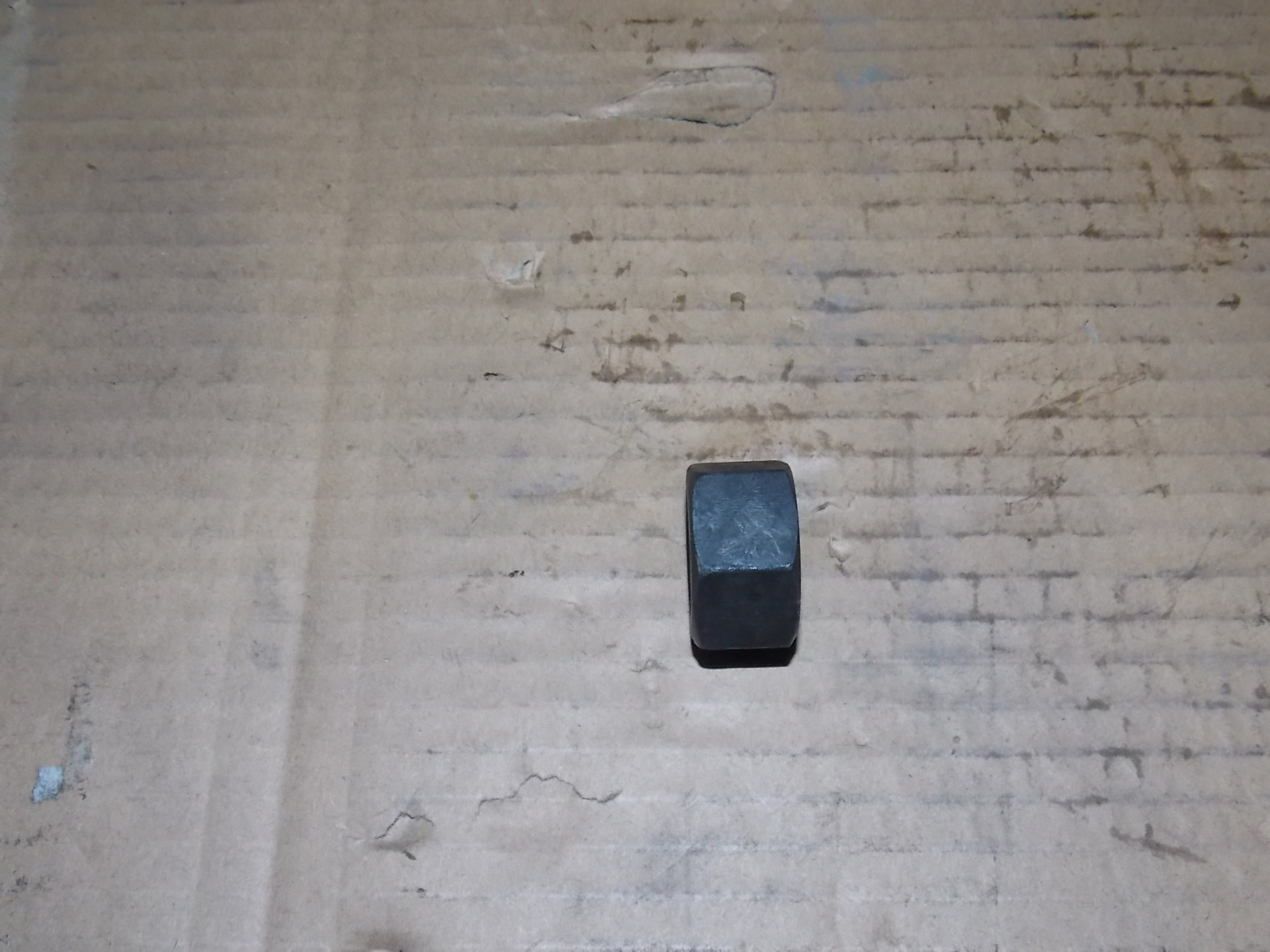 Inner nuts of wheels-1