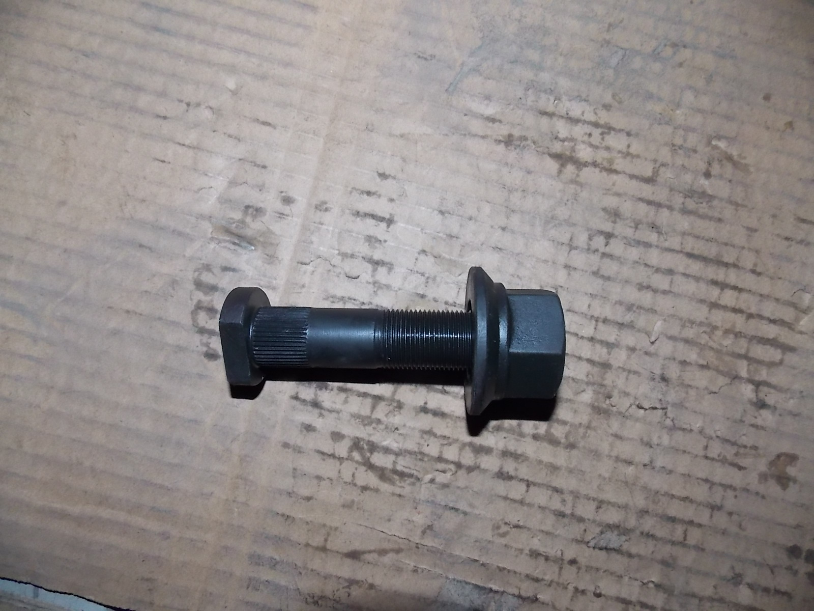 Гайка колесного болта в сборе; содержит 2 шт.-2