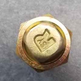 Tire nut (right)-1
