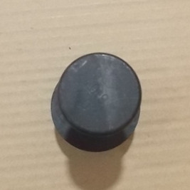 Колесные болты и гайки в сборе; включая 2 шт.-1