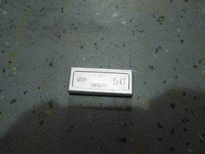 Tire balance block (9.00×22.5-50g)