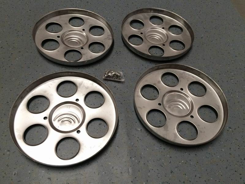 Half-size wheel decorative cover, outer diameter φ320, distribution circle 6-φ205