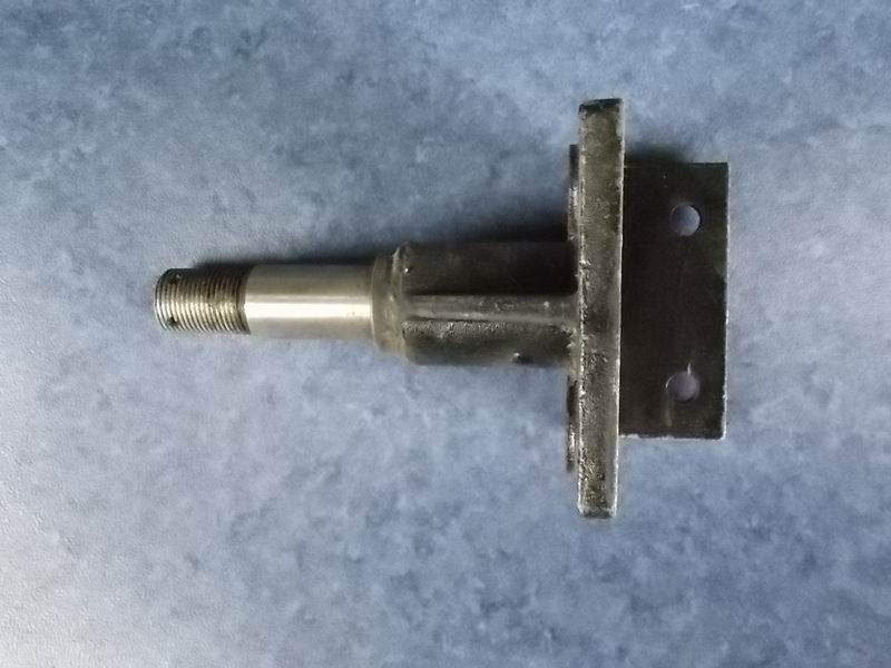 Middle rocker arm bracket