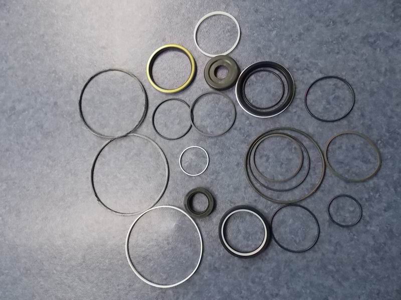 Steering device repair kit