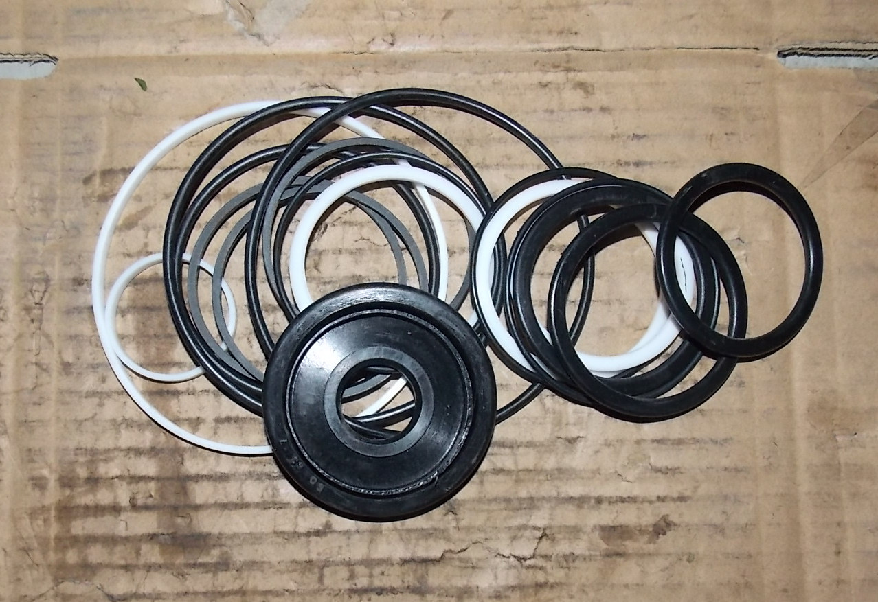 Steering device repair kit