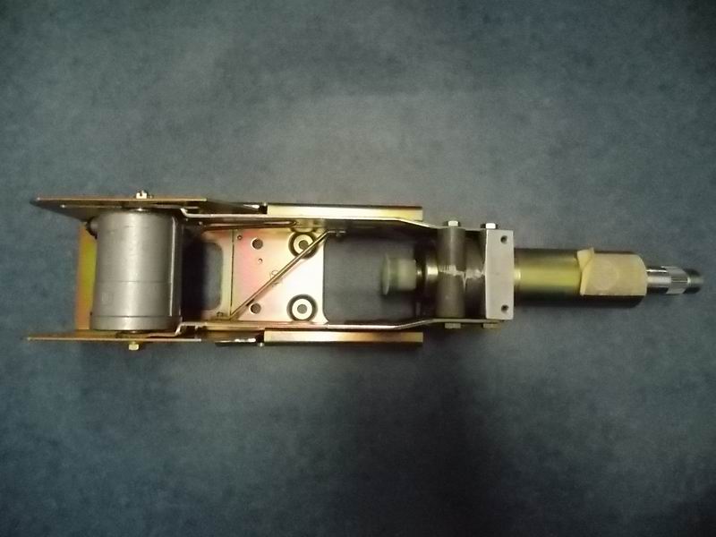 D Steering transmission cover MAN