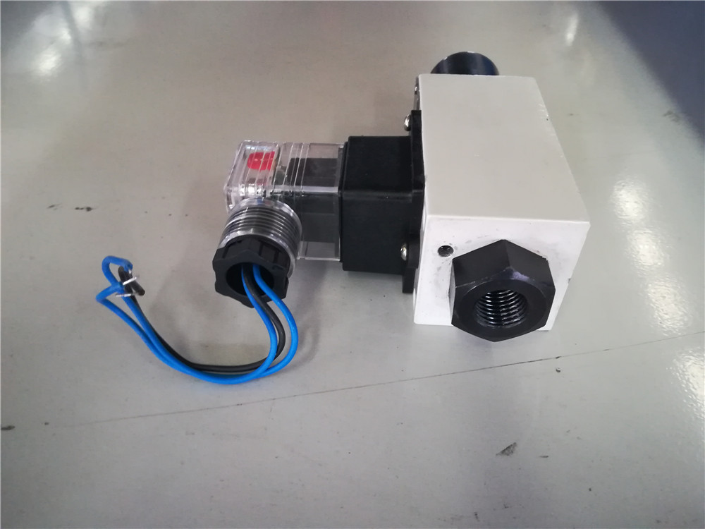 Pressure relay HED40A15B/350Z14L24S-1
