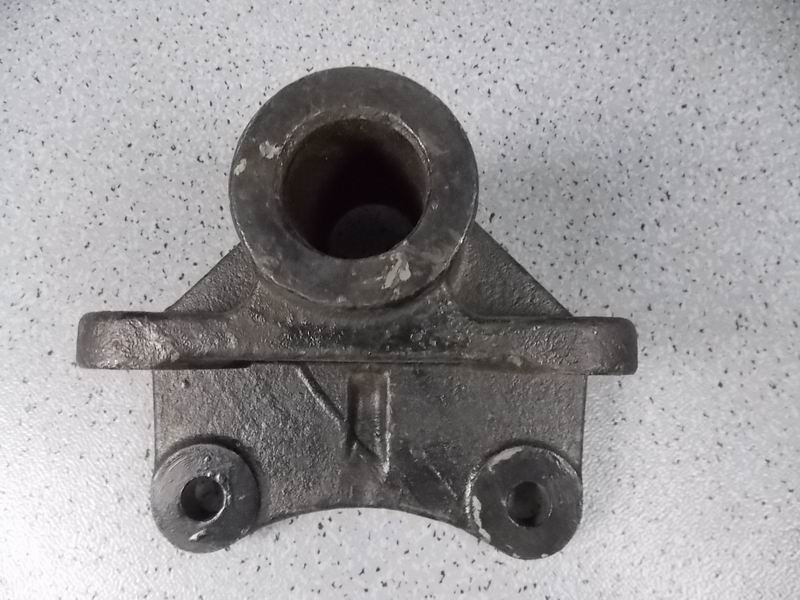 Кронштейн среднего коромысла