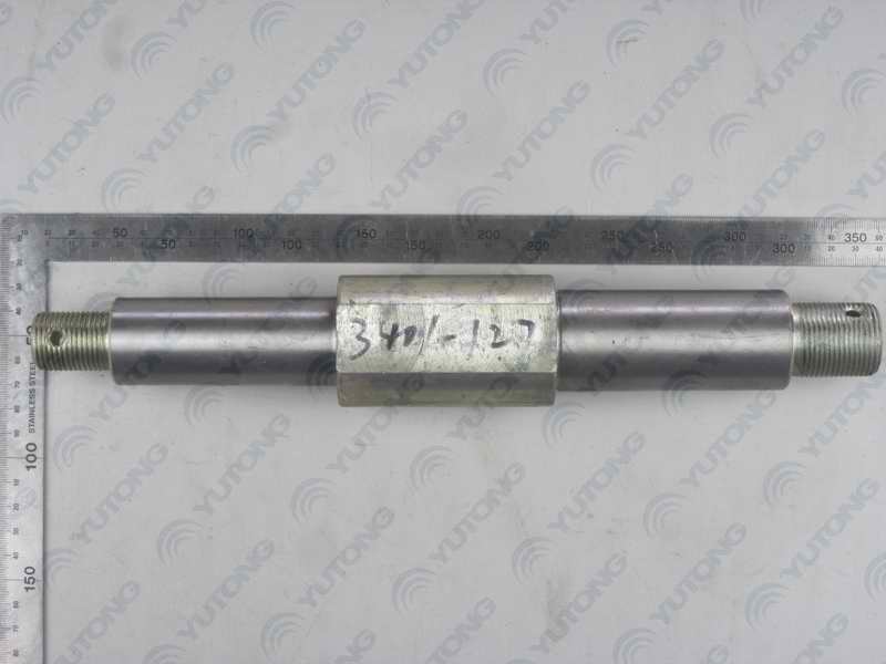 Middle rocker shaft