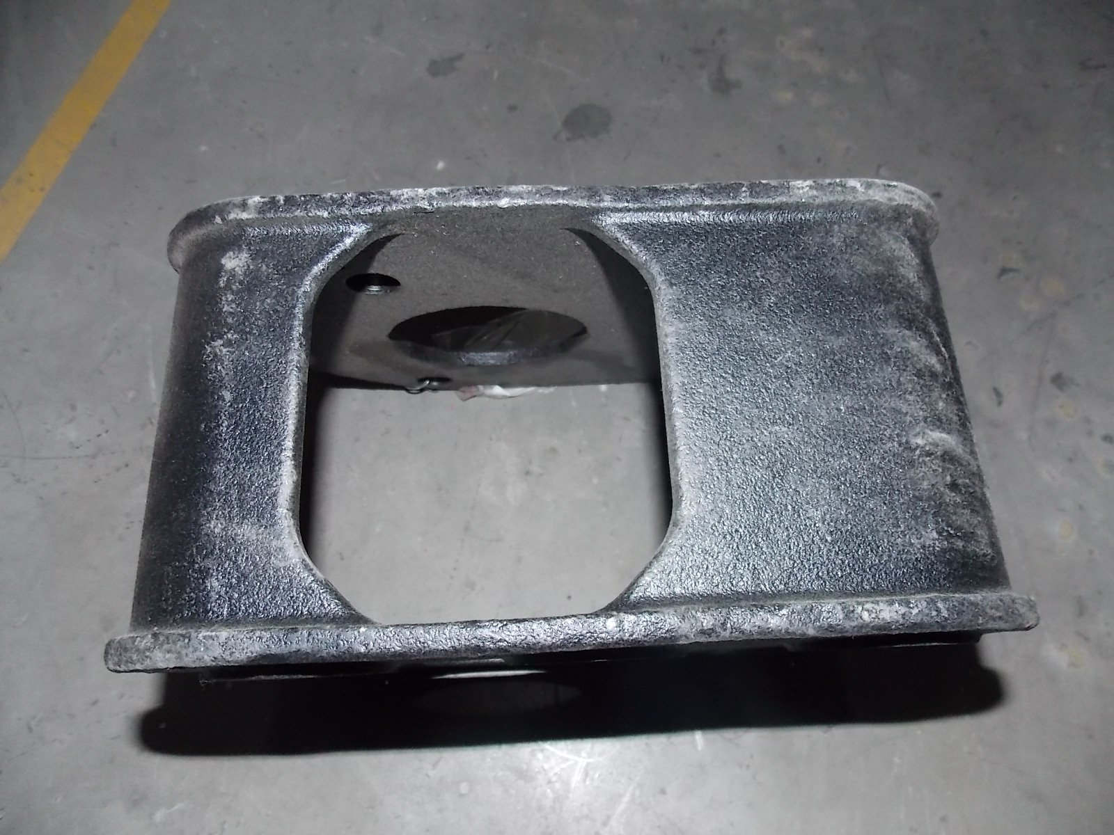 Steering bracket-2