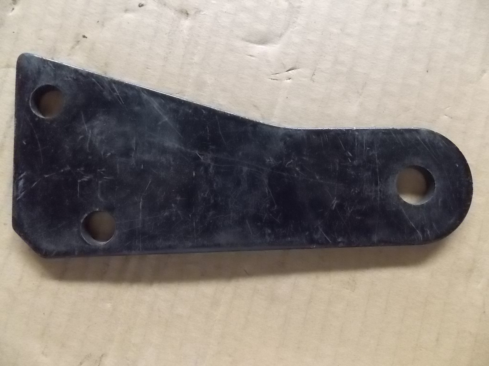 Steering column lower bracket (right)-1