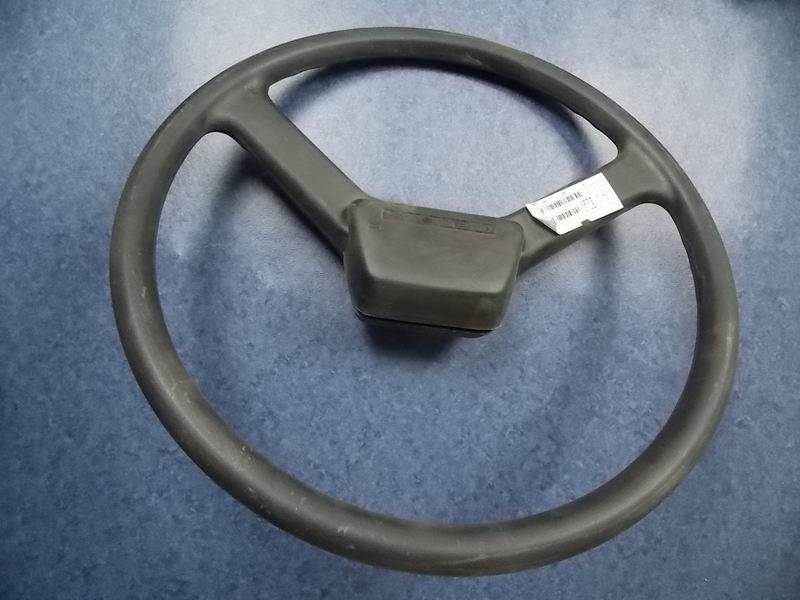 Steering wheel assembly