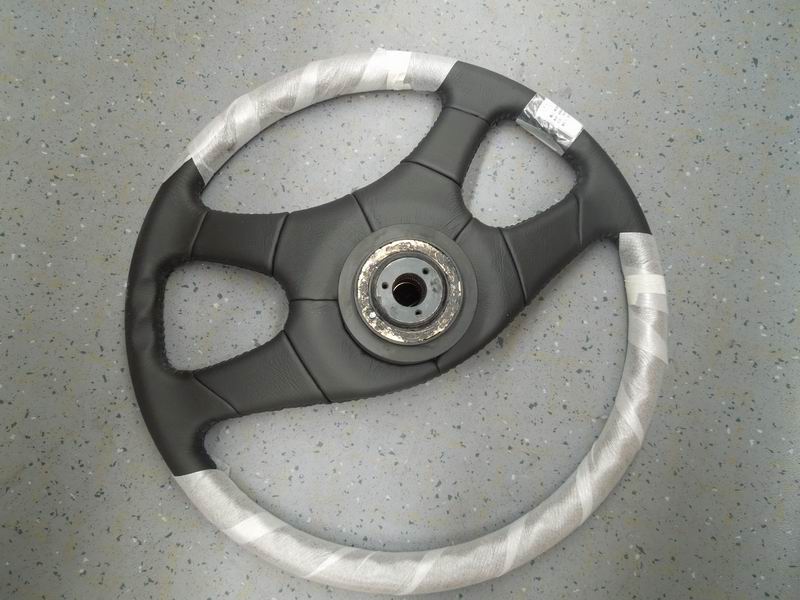 Steering wheel assembly, φ480, genuine leather, conventional buttons