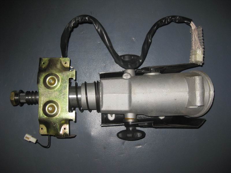 Steering column (used with 3404-00220 instead)-4