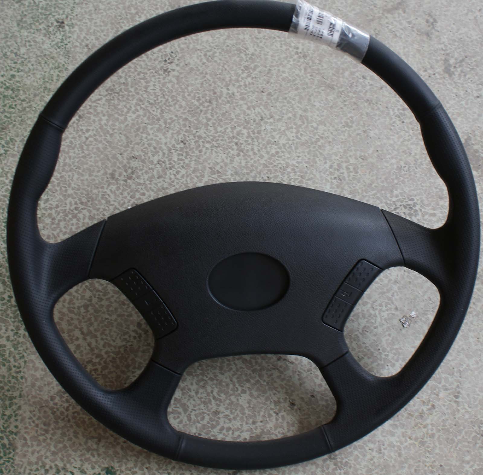 Steering wheel assembly, φ480, plastic, conventional buttons