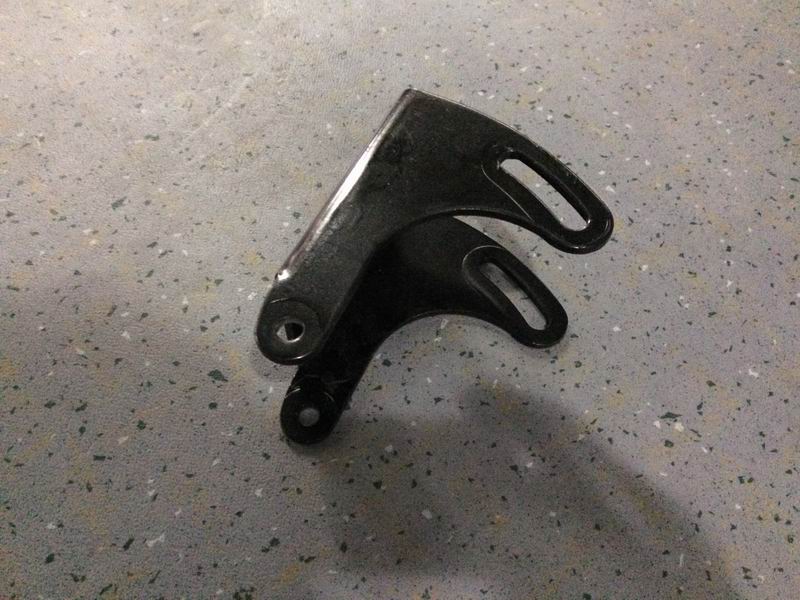 Steering fixing bracket-1