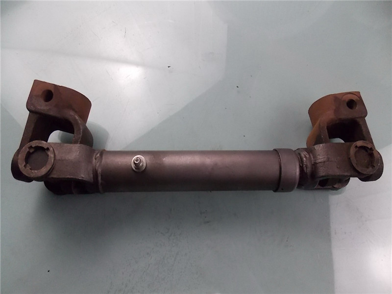 Steering spline shaft sleeve