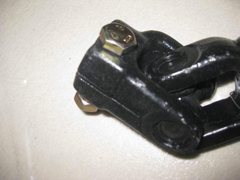 Steering drive shaft bracket-1